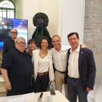 foto tutti conferenza gatto stivali